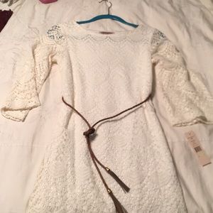 cream quarter sleeve dress with little brown belt